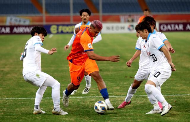 泰山心有不甘2比3：我们能更好！在主场这运气···